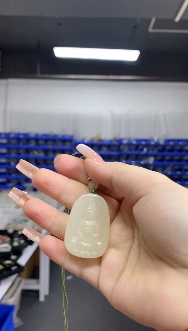 和田玉未镶嵌颈饰多样性发其一颜色微差