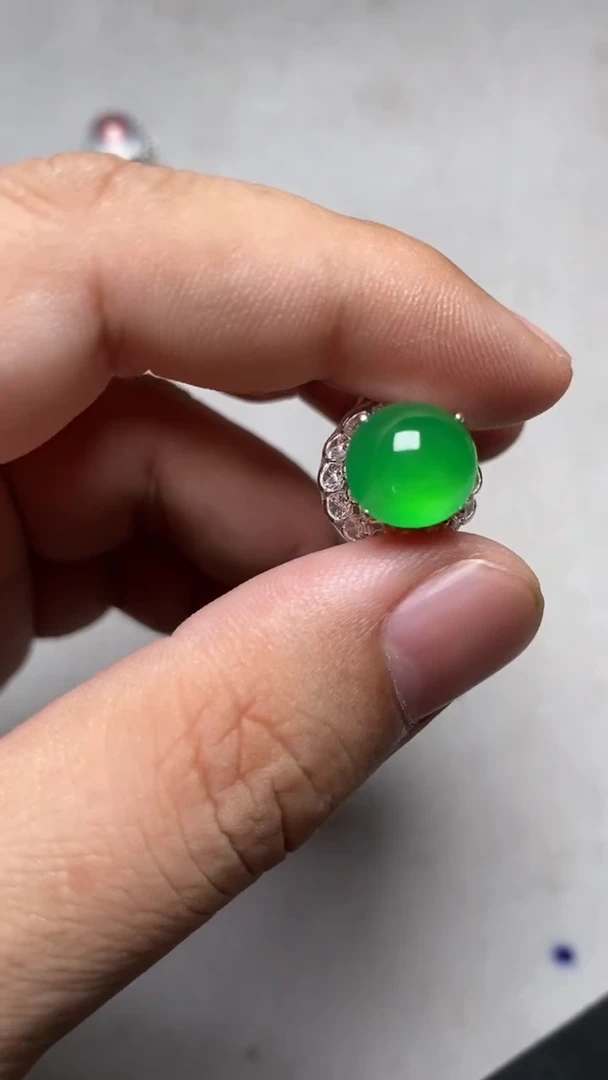 未镶嵌定制翡翠流*、天然缅甸翡翠A货