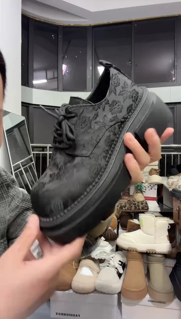 7*黑色国风乐福厚底38码孤品不退