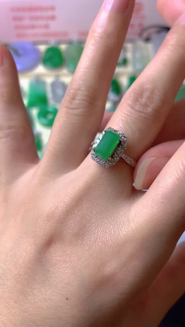 银S925镶嵌戒指翡翠s****y戒指