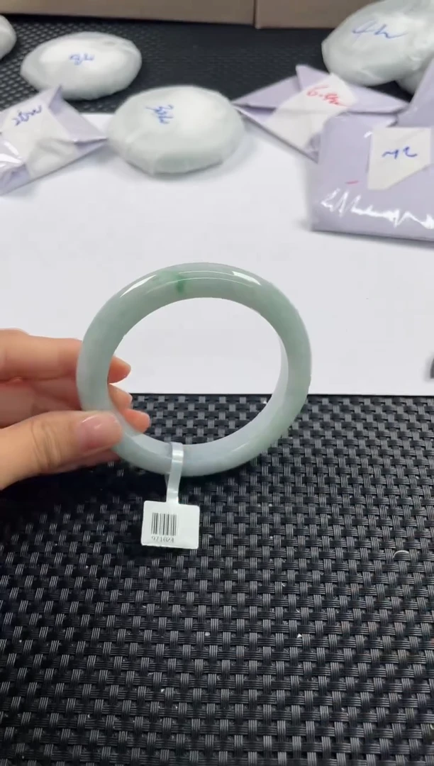 未镶嵌手镯翡翠基地发货H 0051 61+