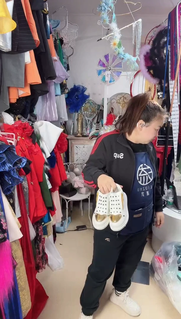 @***主381      34码   30