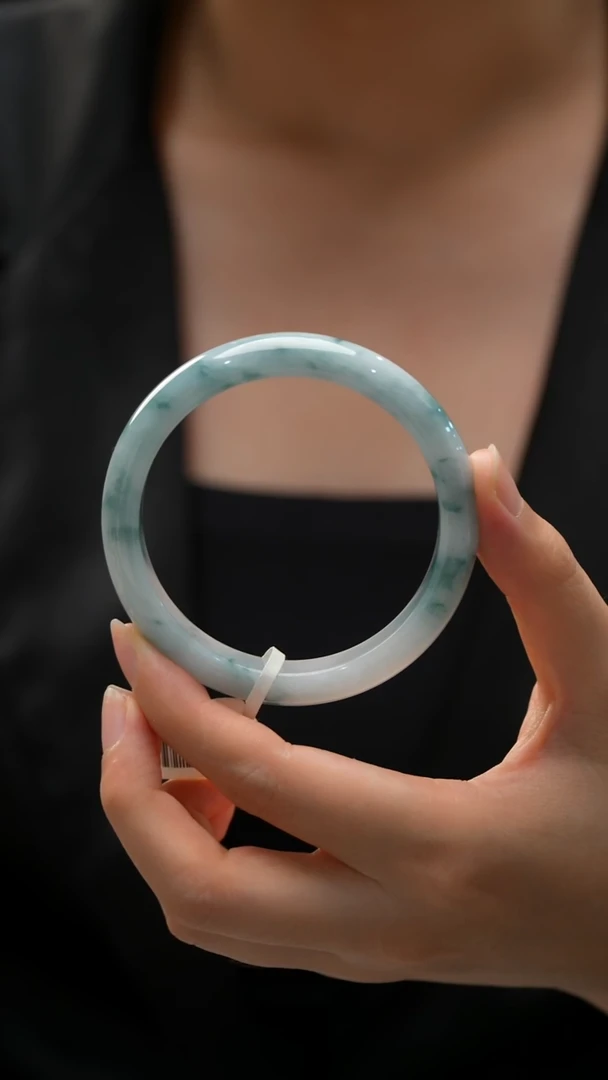 未镶嵌手镯翡翠41号