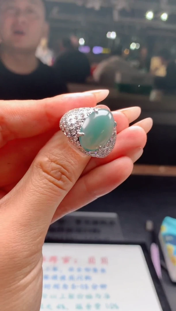 未镶嵌定制翡翠天然A货翡翠拍一发一