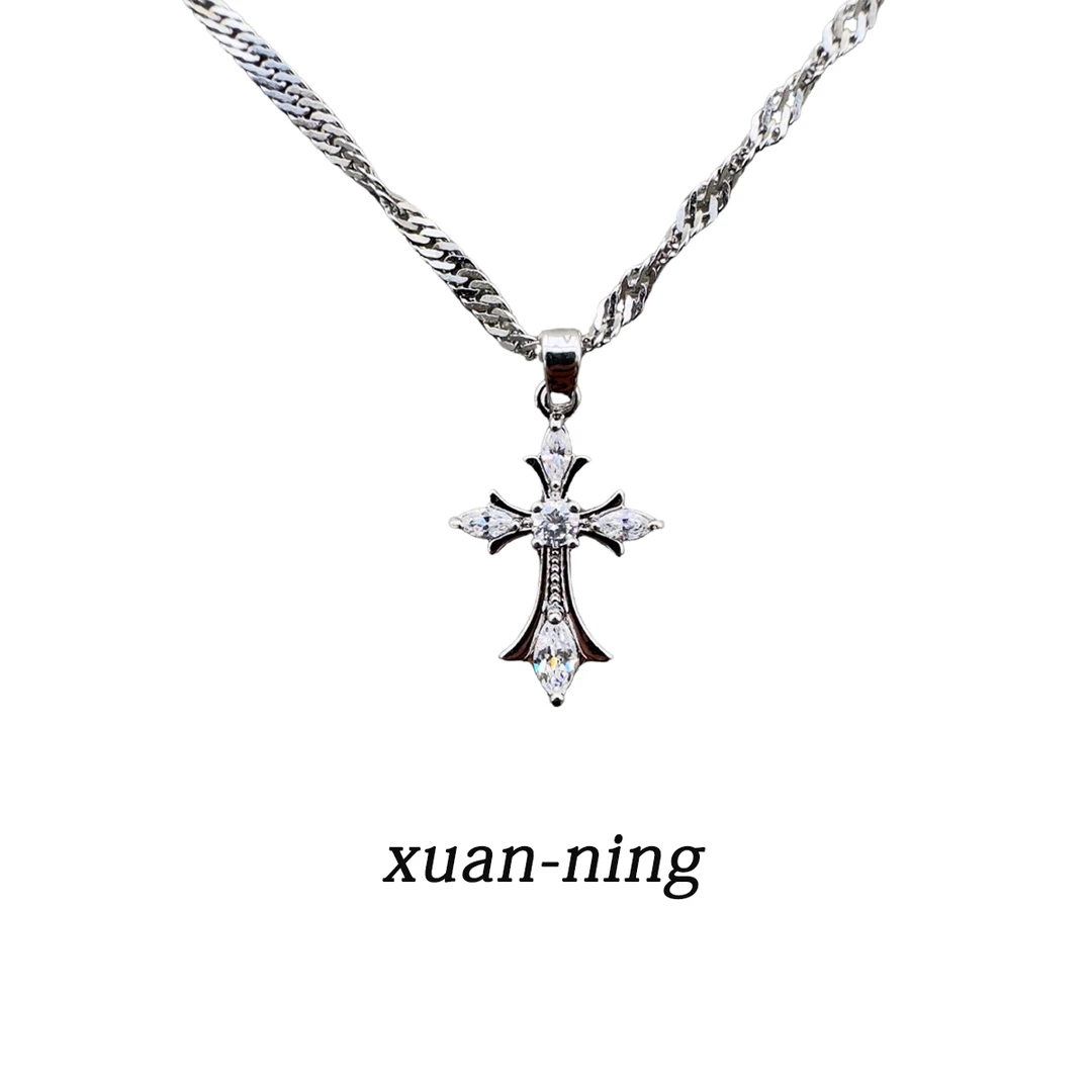 钛钢项链 小众设计“超新星”水波链镶嵌十字架坠链百搭项链精致ins