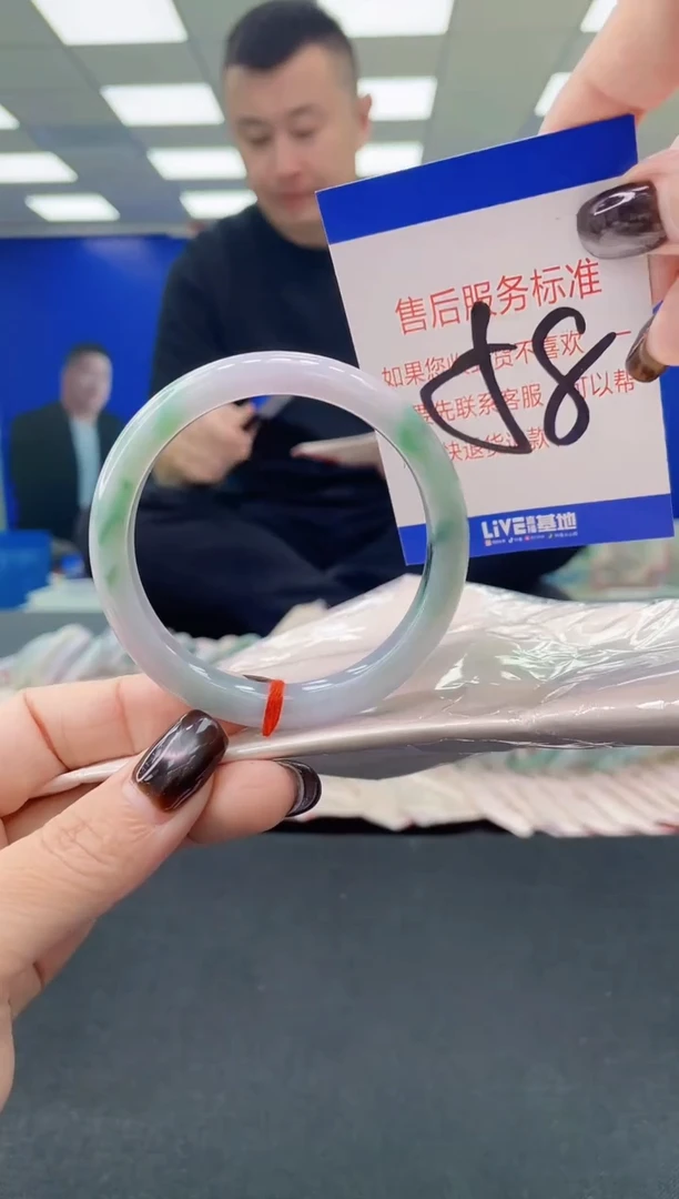 未镶嵌手镯翡翠AAAAAAAAAA