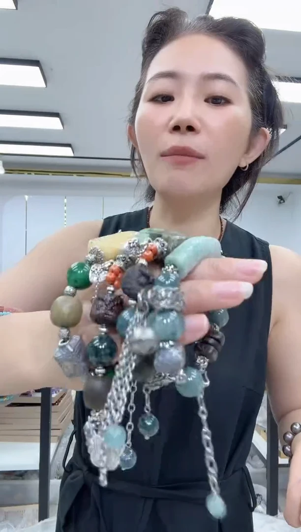 翡翠未镶嵌颈饰2082翡翠桶珠手链