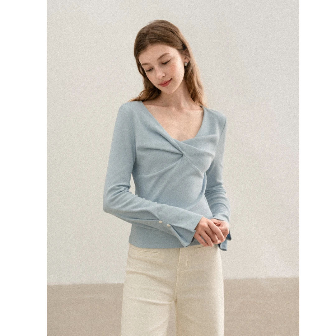 羊城故事蓝色扭结正肩长袖t恤女秋季小众短款修身上衣 Y50954085