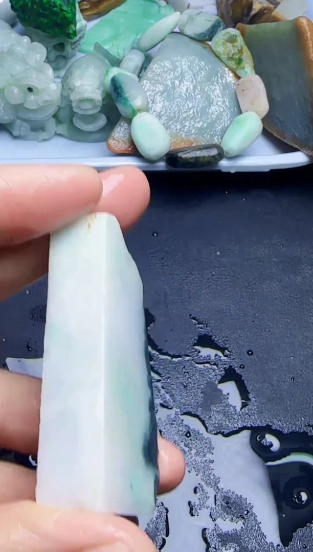 颈饰未镶嵌翡翠4