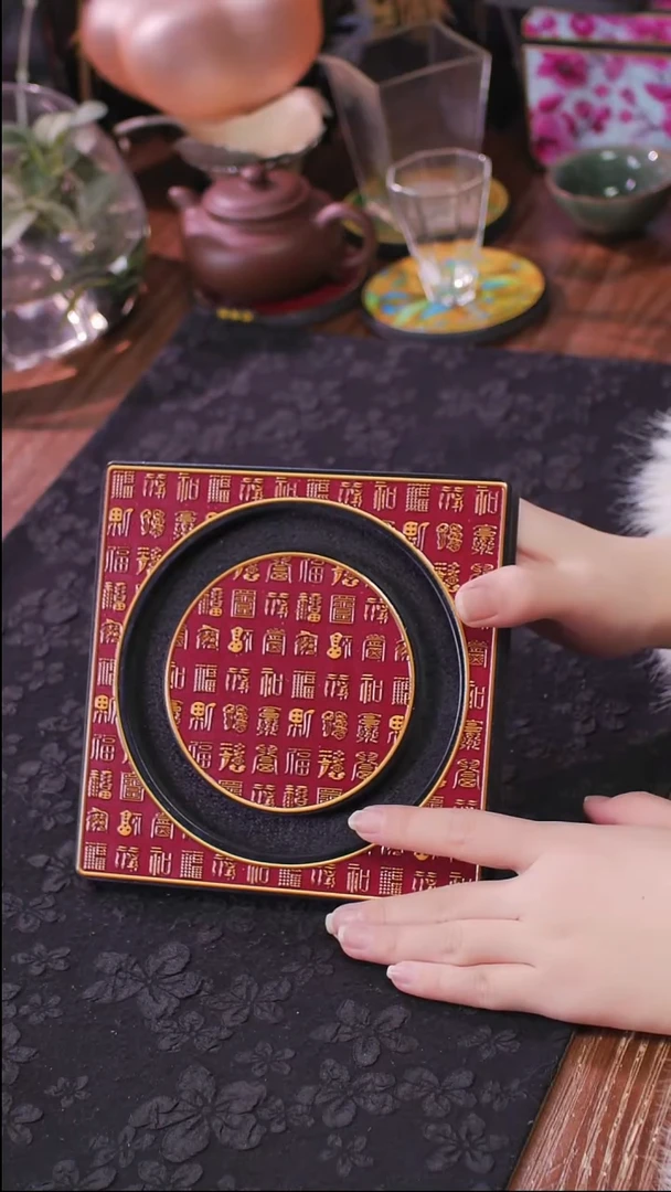 壹藏贰宝百福图图案小壶承