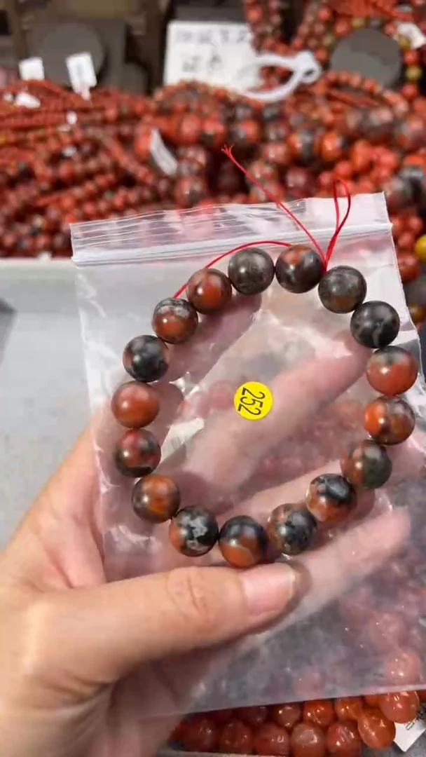 南红玛瑙手串未镶嵌12+