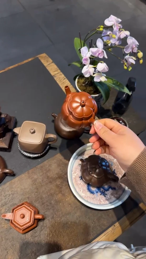 【闪购商品】紫砂茶壶繁花 朱泥