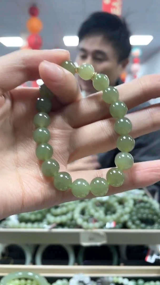 【闪购商品】和田玉手链未镶嵌湖水冻葡萄肉卡10手串一条