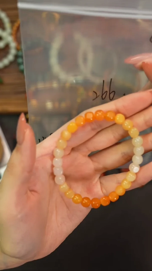 石英质玉（缅黄）手串未镶嵌不****！遇见匠心品质回血