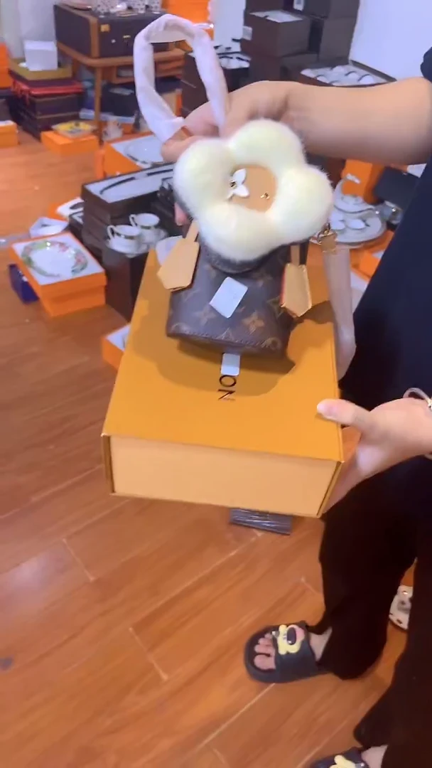 杯鸿辉家品牌瓷器，京东包邮！黄