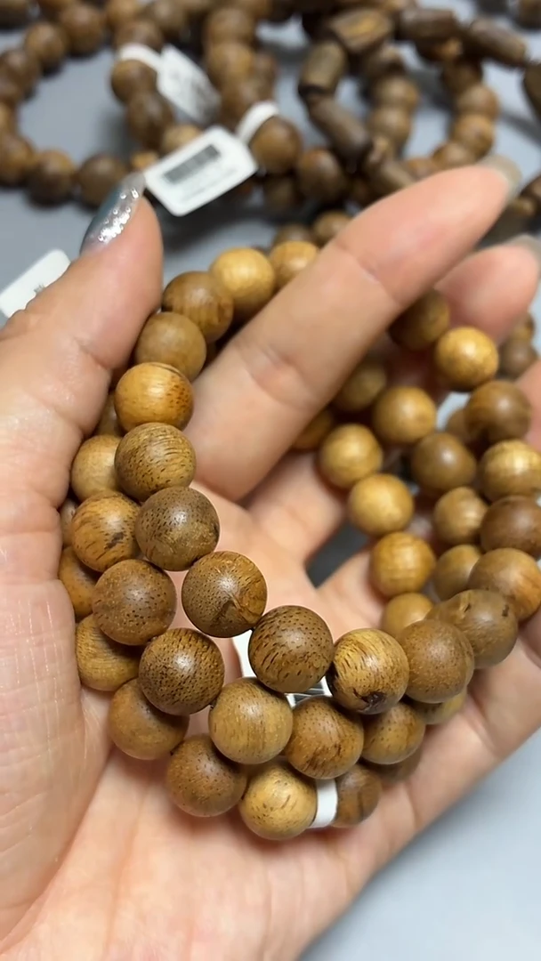 沉香手串菩萨棋圆珠单圈1.1红土沉多样性发其一