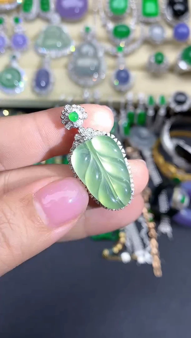 【闪购商品】翡翠颈饰18K金镶嵌206-中国好珍宝