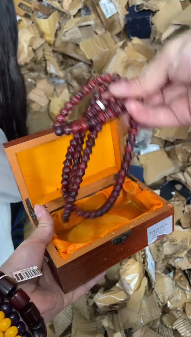 木质非金属捧月福利闪购商品