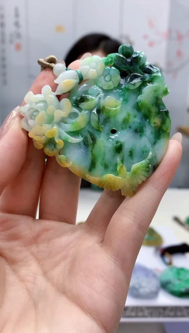 【闪购商品】定制翡翠未镶嵌4852jw-毛货挂件109