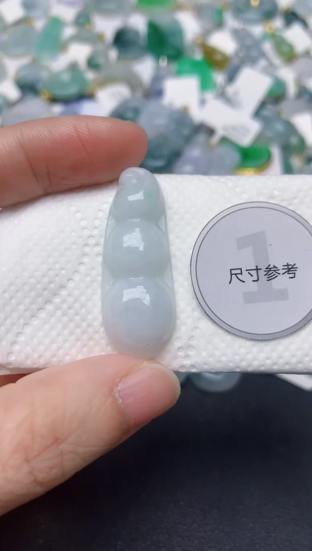 颈饰未镶嵌翡翠天然缅甸A货翡翠