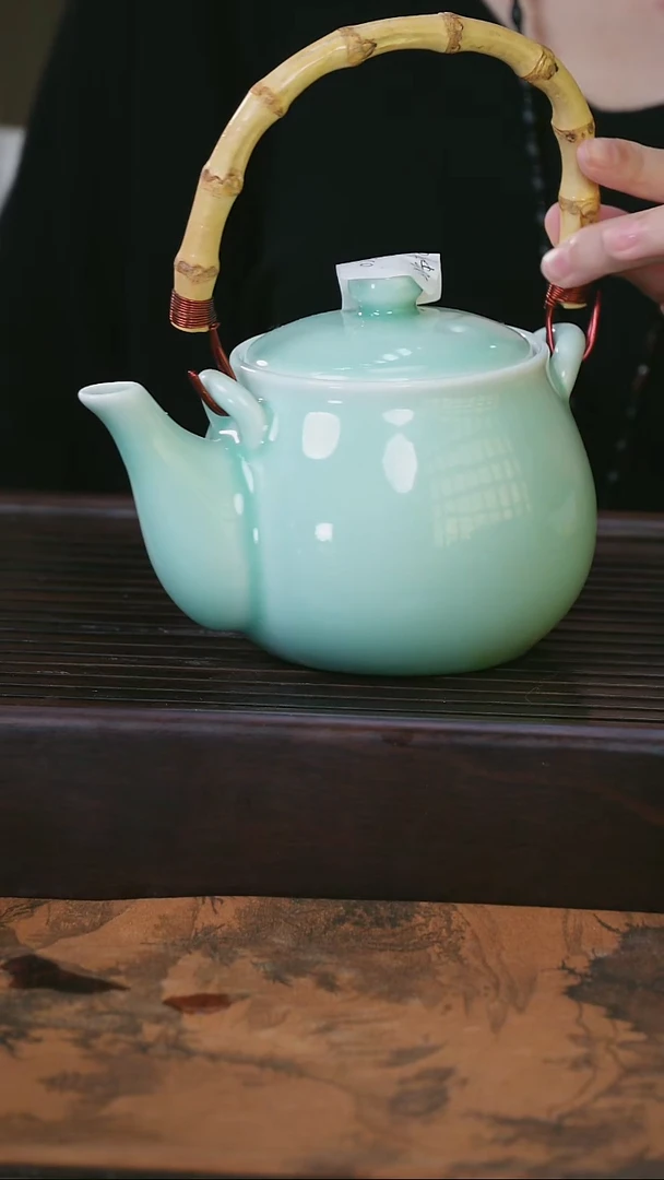摆件望瓯陶溪川粉青提梁壶