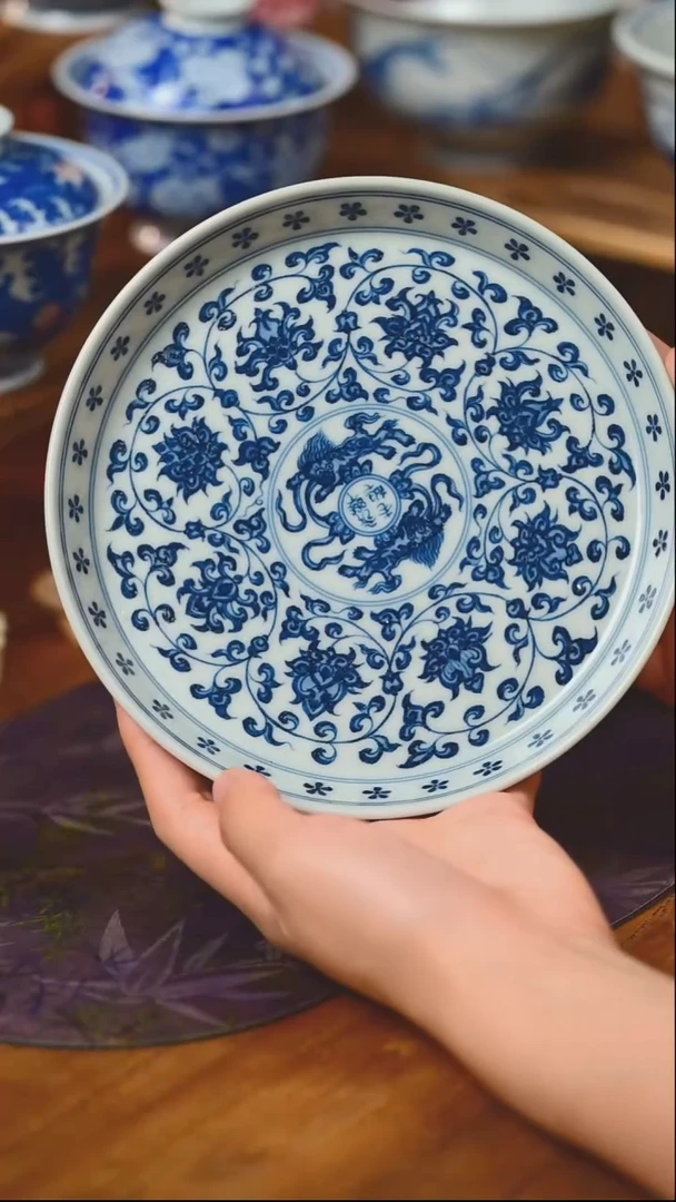 摆件缠枝莲壶承11111111