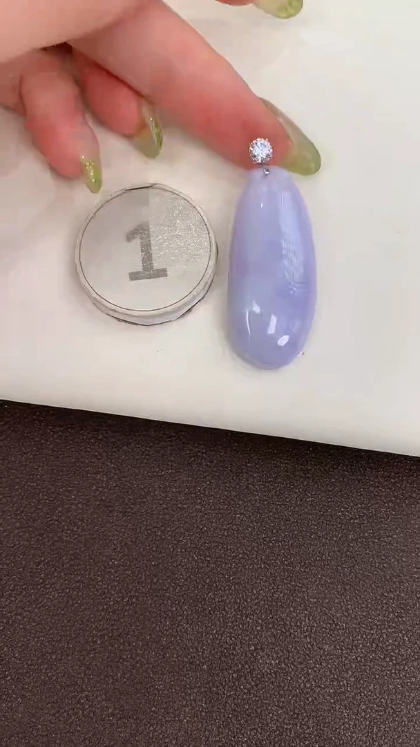 颈饰18K金镶嵌翡翠天然缅甸a货翡翠