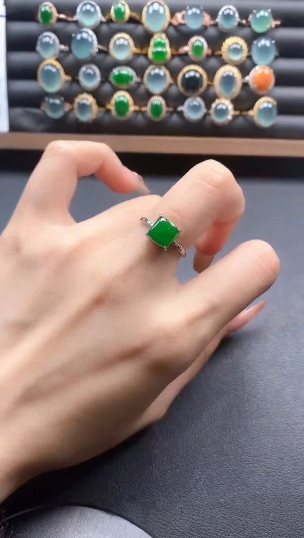 银S925镶嵌戒指翡翠51151