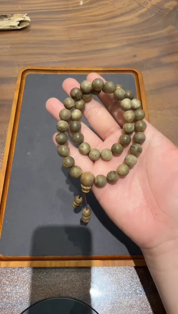 沉香手串天然野柬埔寨1.1粗纹双向双圈13克+