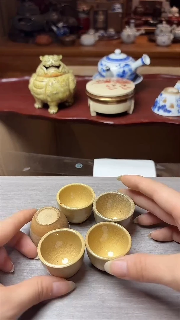 谢谢老板，回流产品有磨损正常，谨慎买！