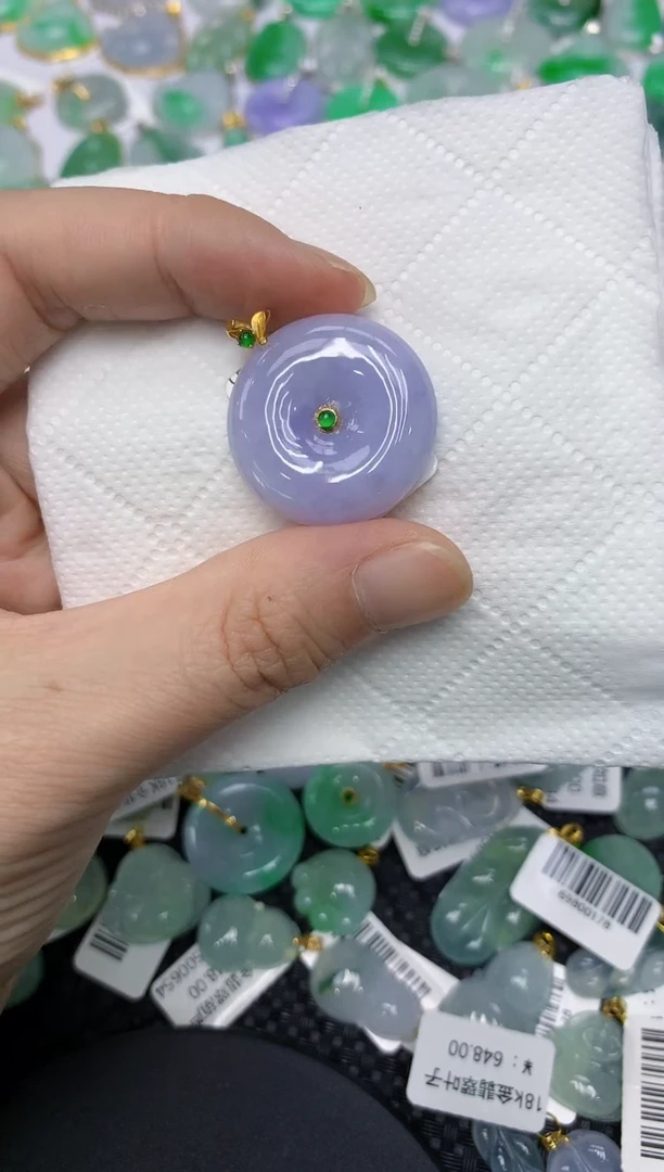 翡翠18K金镶嵌颈饰11111111