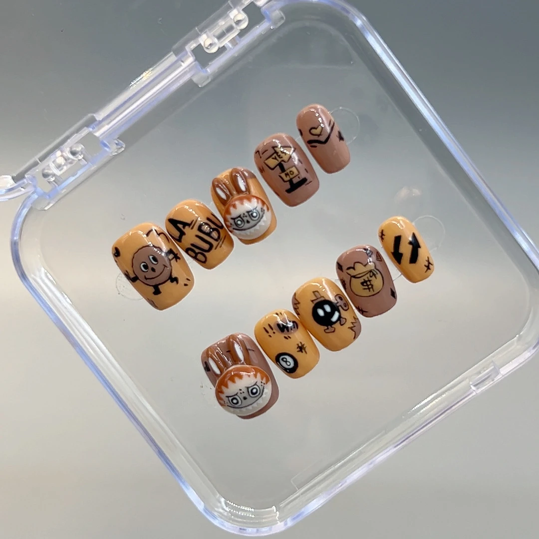 【炸弹拉布布】泡泡玛特纯手工炸弹拉布布手绘捏捏穿戴甲可拆卸美甲