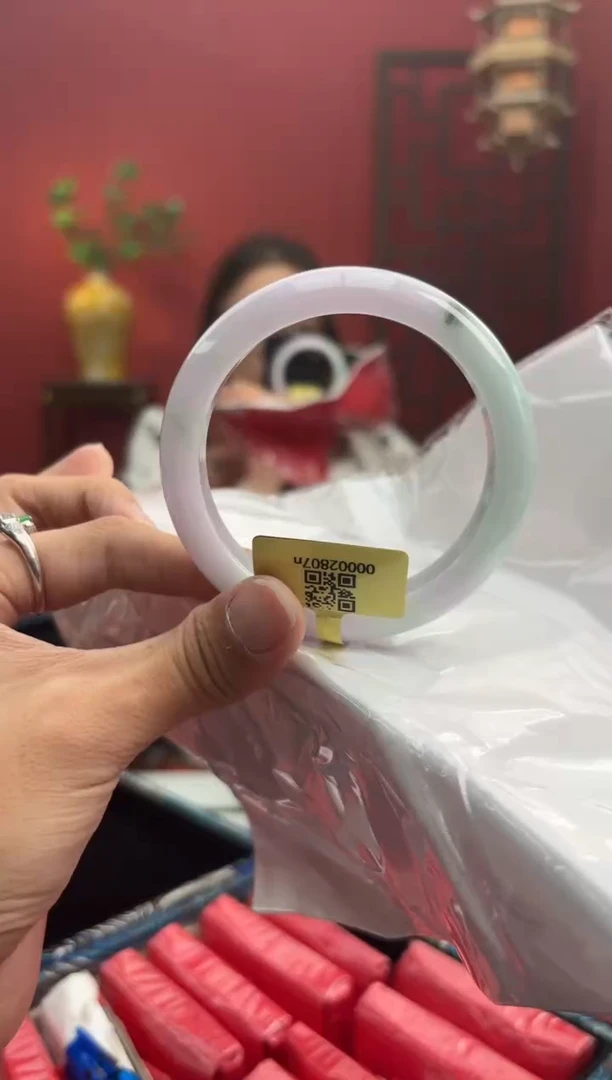 未镶嵌手镯翡翠翡翠手镯