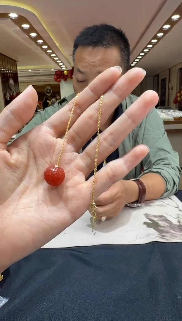 玛瑙/玉髓颈饰未镶嵌挂件