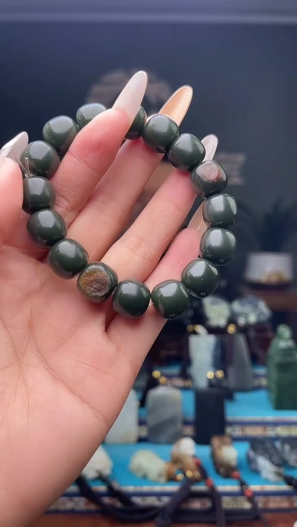 未镶嵌和田玉挂件1