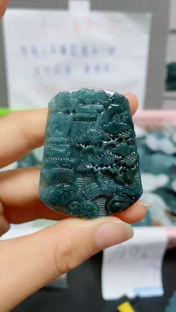 【闪购商品】翡翠颈饰未镶嵌天然翡翠A货