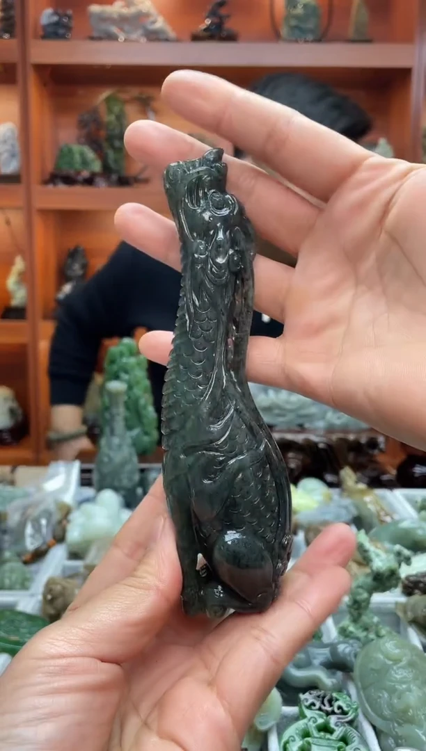 未镶嵌和田玉摆件1