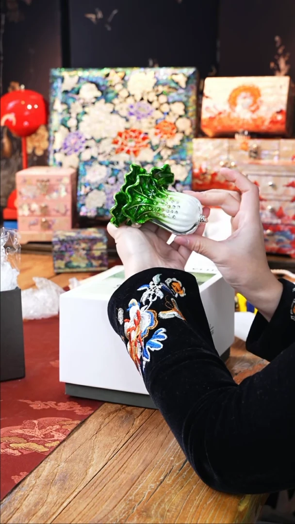 【闪购商品】瓷片豆包儿推荐饰品摆件