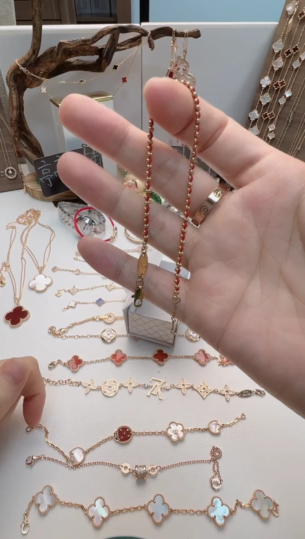 华禄甄选阁亭亭总铺