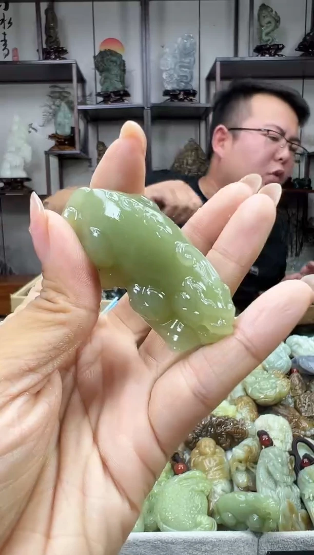 和田玉未镶嵌把件1