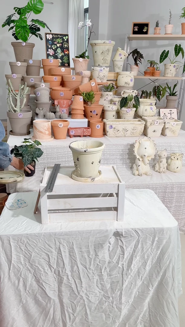 【闪购商品】陶1个带托复古白陶浮雕橄榄枝口径15*15