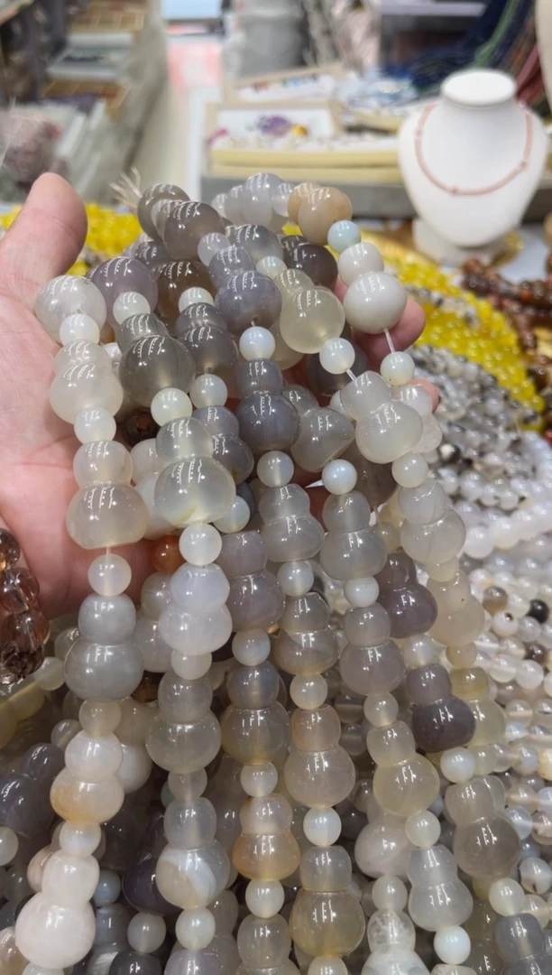 未镶嵌玛瑙/玉髓珠宝半成品一条