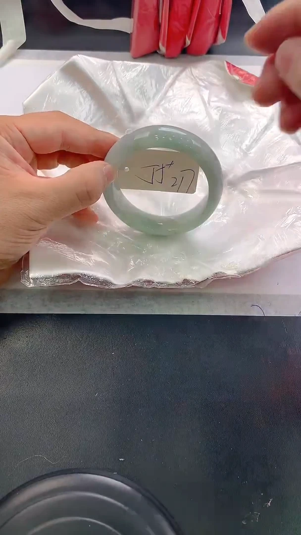 未镶嵌手镯翡翠217