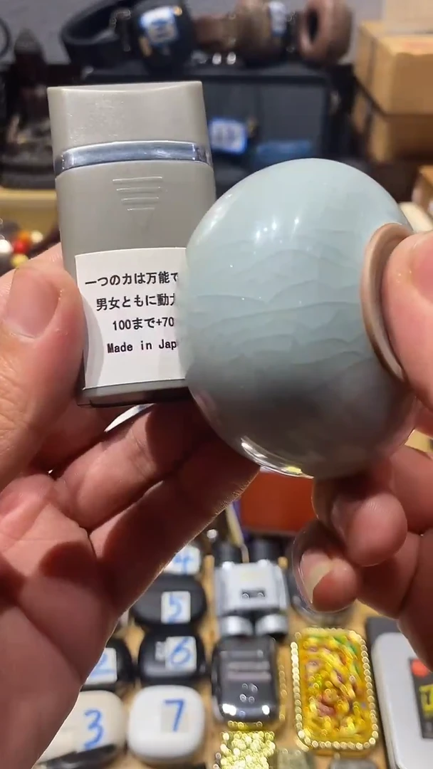 瓷片闪购商品 如图所示