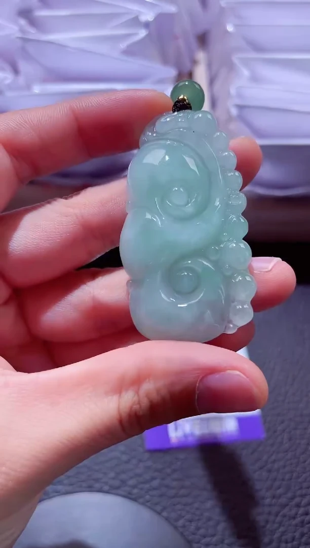 颈饰未镶嵌翡翠00003784