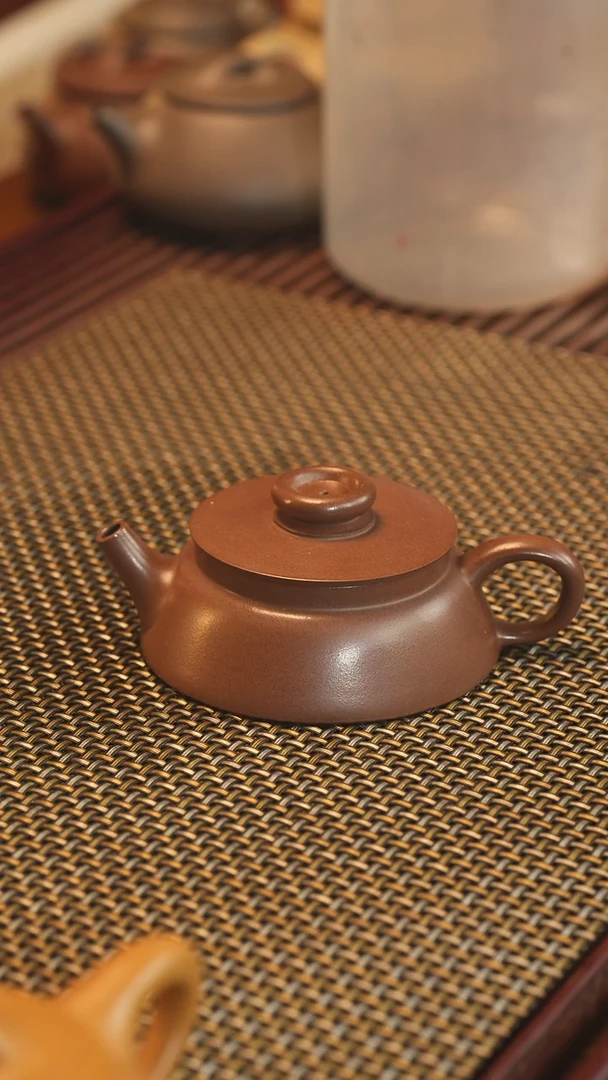 茶壶紫砂精工半手 内推九孔 140cc