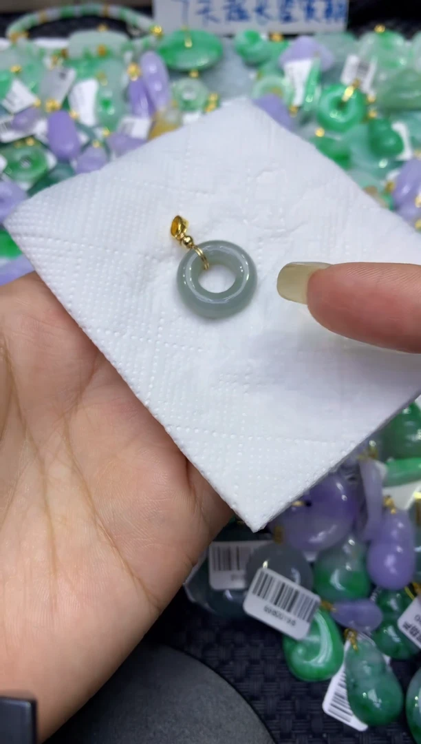 颈饰未镶嵌翡翠天然缅甸A货翡翠