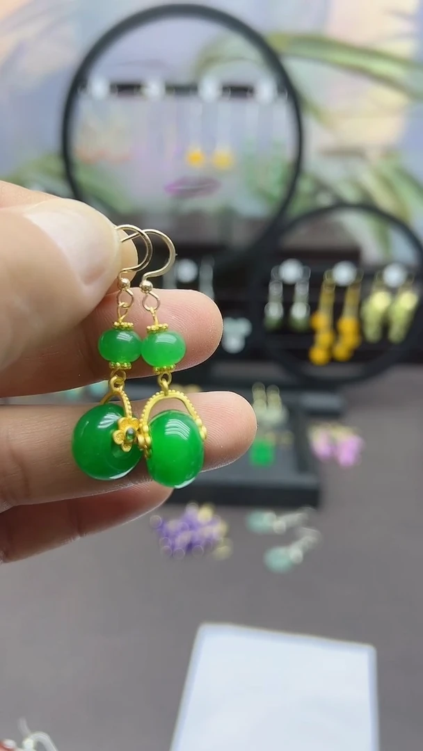 未镶嵌石英质玉（非洲翠）耳饰318