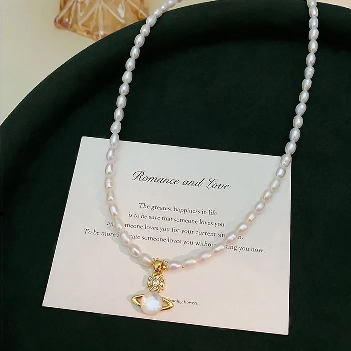 天然无核淡水真珍珠项链女气质高级感小众设计师土星吊坠锁骨链