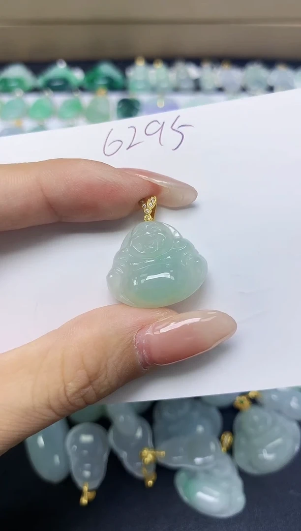 翡翠未镶嵌颈饰 天然缅甸翡翠A货